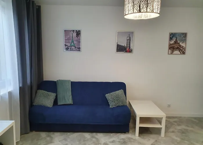 Na Lazurowej * وارسو